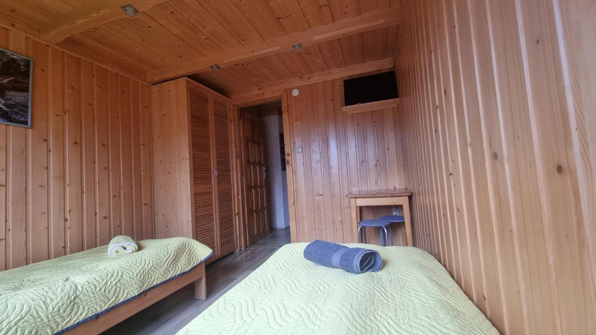 Pod Grusza Guest House Dzianisz Bagian luar foto